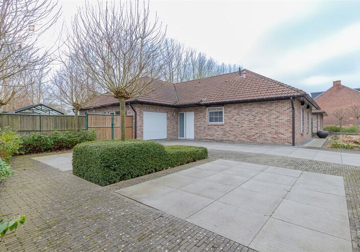 Bungalow te koop in WILLEBROEK