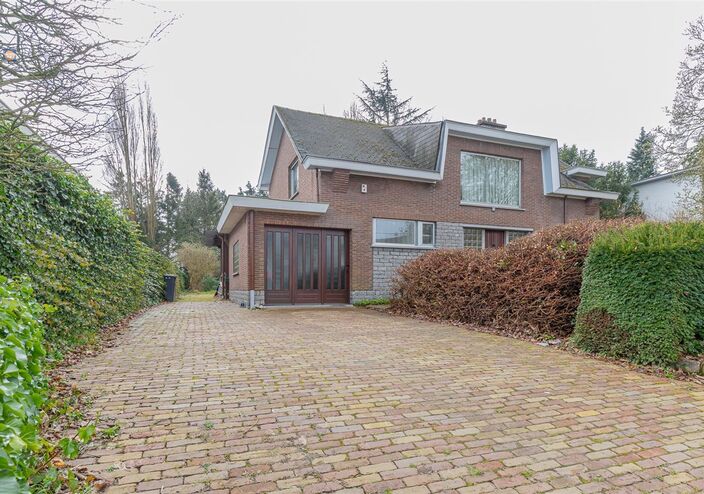 Villa te koop in WILLEBROEK