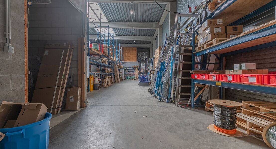 Bureelgebouw te huur in PUURS-SINT-AMANDS