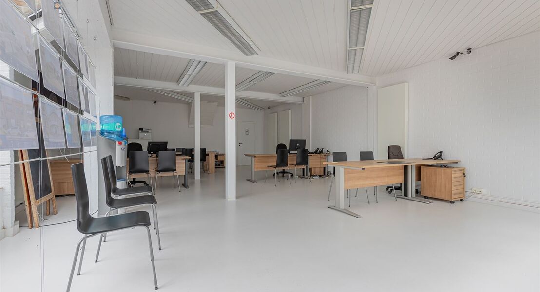 Gemengd gebouw te koop in SINT-AMANDS