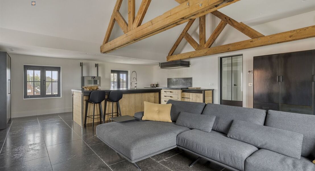 Gemeubelde loft te koop in OPPUURS