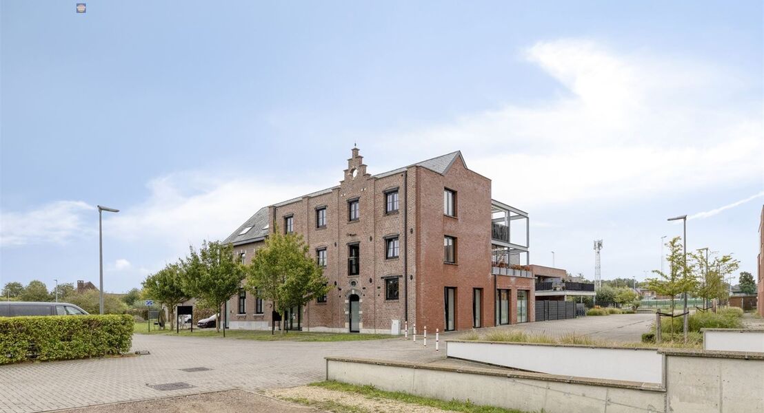 Gemeubelde loft te koop in OPPUURS