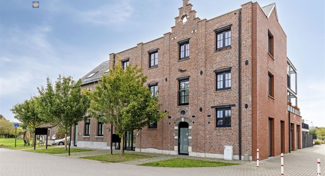 Gemeubelde loft te koop in OPPUURS